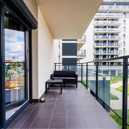 Luxury Apartment With Spa Bath- City Centre, Free Parking Жешов Екстериор снимка