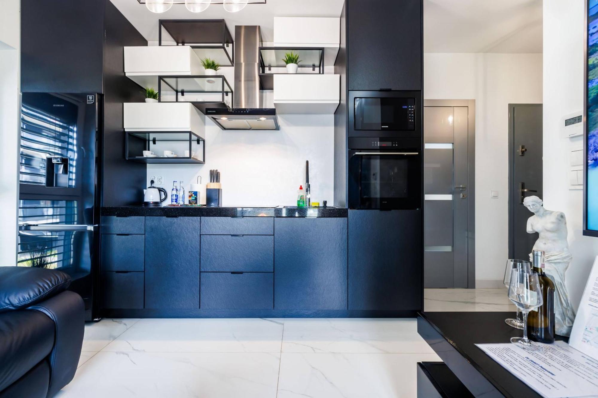 Luxury Apartment With Spa Bath- City Centre, Free Parking Жешов Екстериор снимка