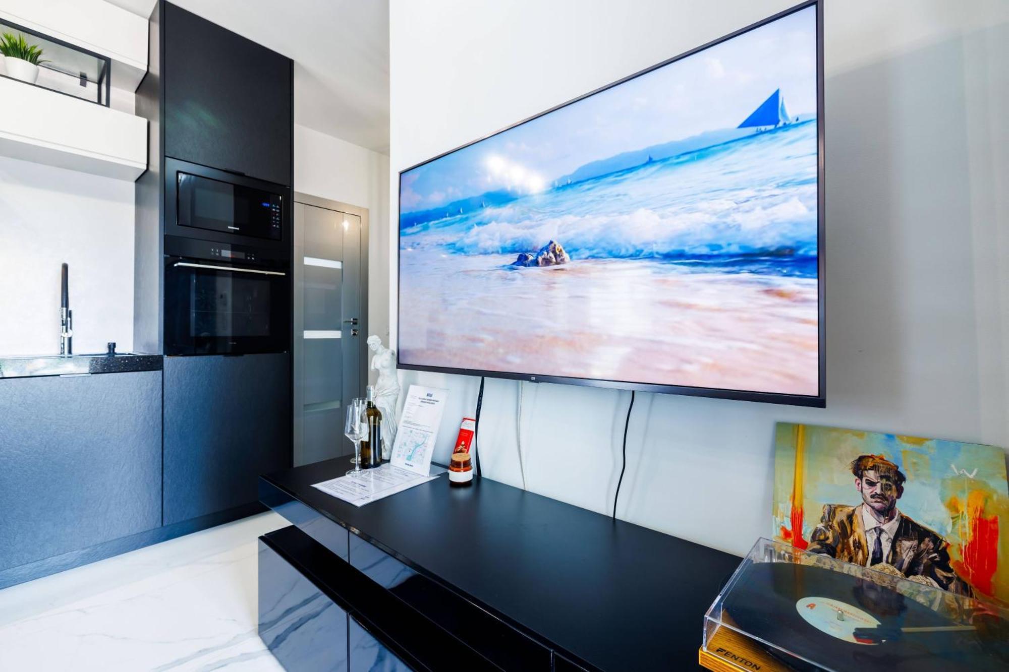 Luxury Apartment With Spa Bath- City Centre, Free Parking Жешов Екстериор снимка